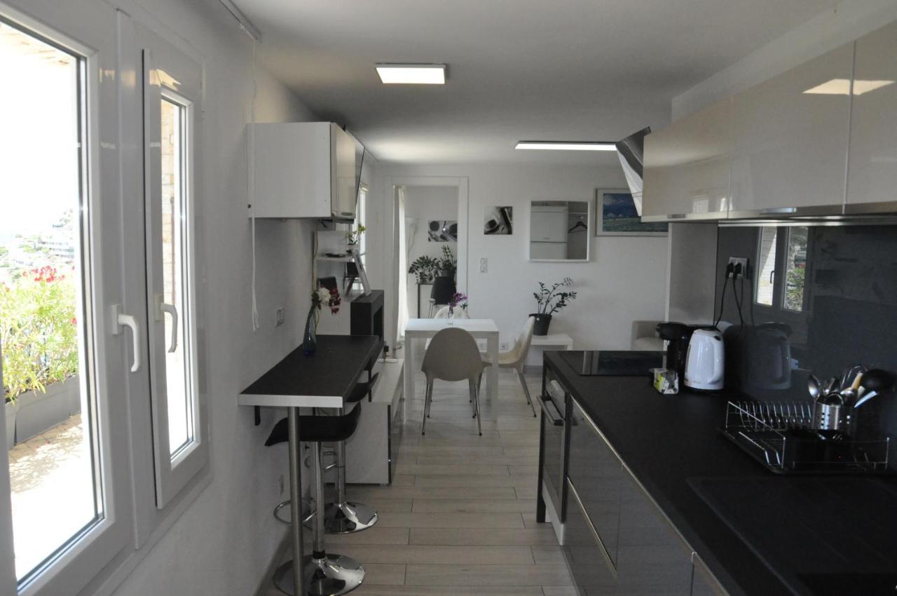 Skyline Apartments Кап д'Аил Екстериор снимка