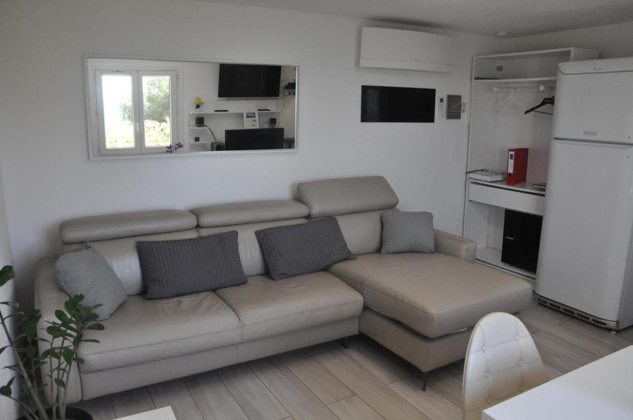 Skyline Apartments Кап д'Аил Екстериор снимка