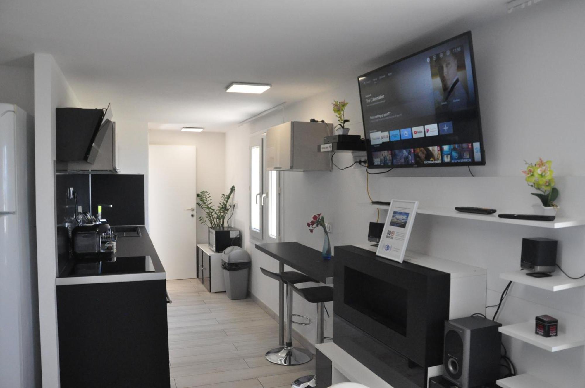 Skyline Apartments Кап д'Аил Екстериор снимка