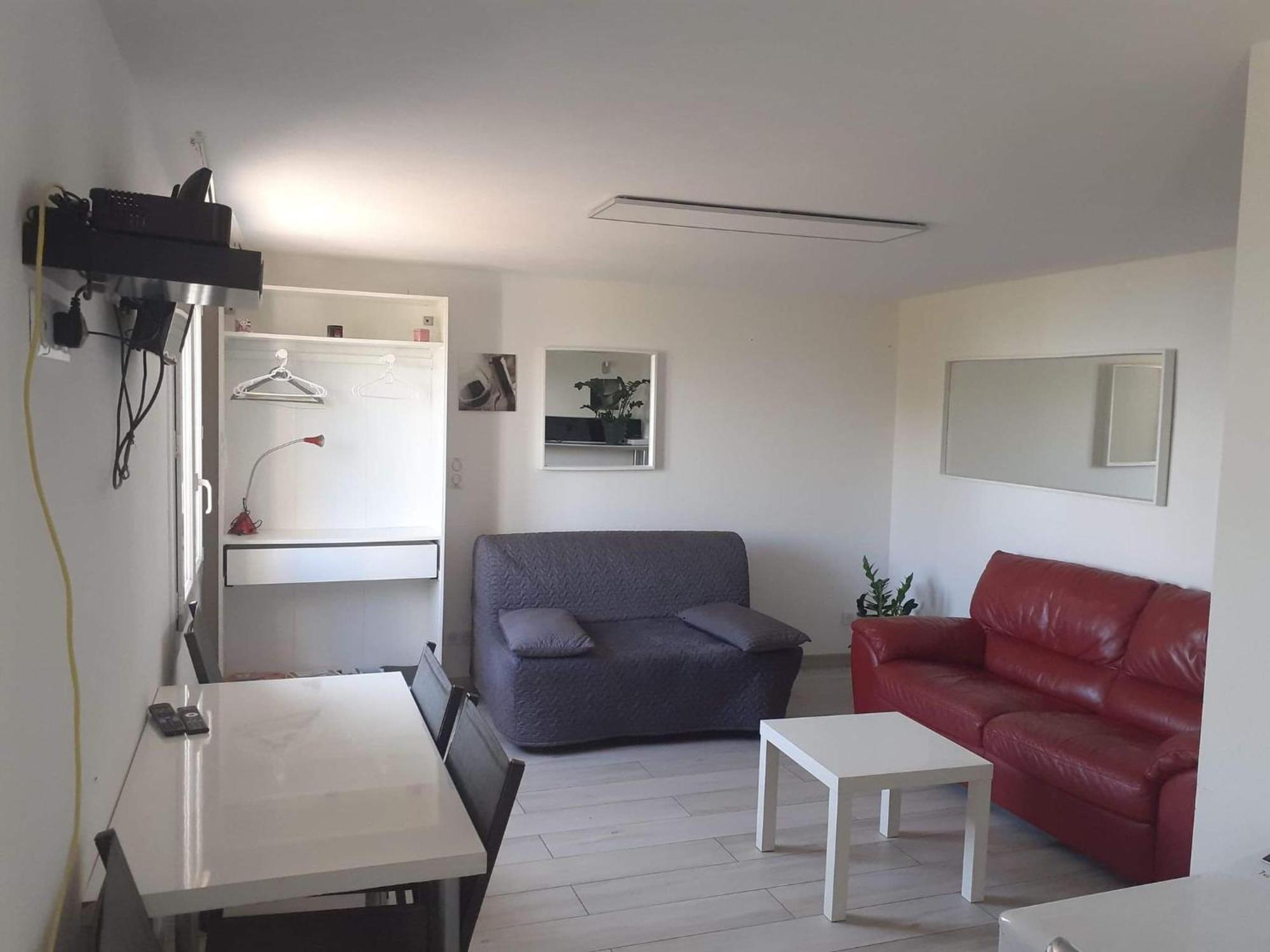 Skyline Apartments Кап д'Аил Стая снимка